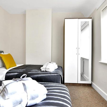 Xclusive Living Stay Near Airport & Nec, The Whitecroft Sheldon  Dış mekan fotoğraf