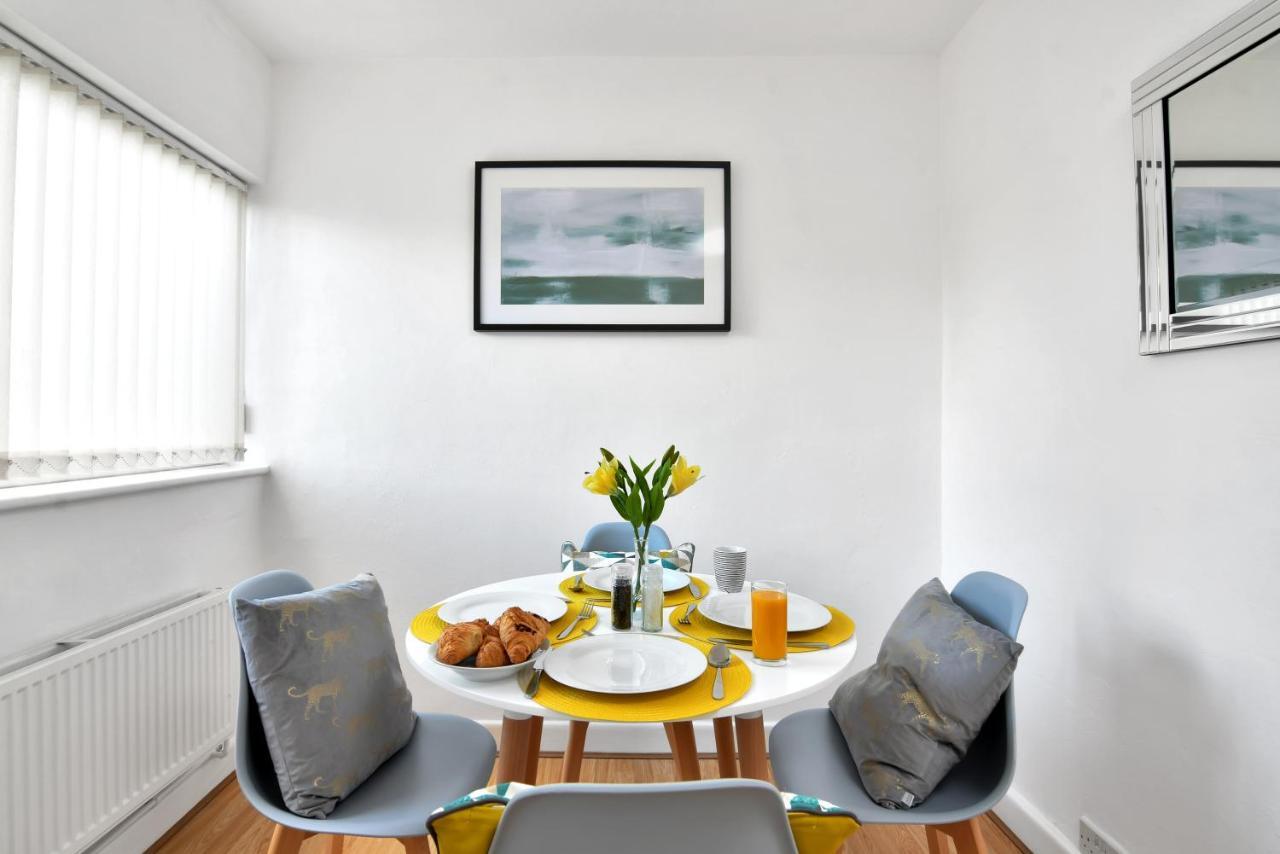 Xclusive Living Stay Near Airport & Nec, The Whitecroft Sheldon  Dış mekan fotoğraf